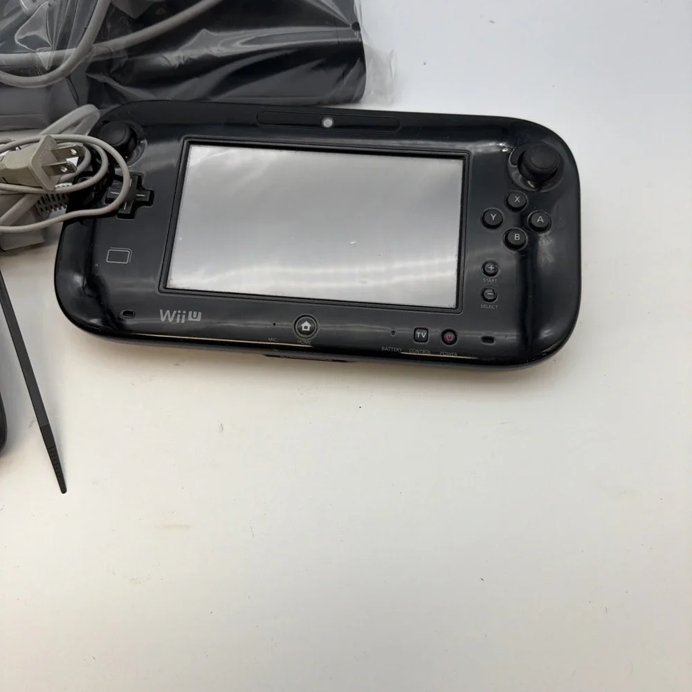 Nintendo Wii U 32GB Console Deluxe Set - Black